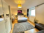 Beautiful Studio Apartment in Central London