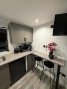 Modern studio close to Harry Potter, free parking