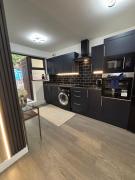 Modern 1-Bed Ground Floor Flat in Walthamstow