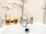 NEW - Luxury 3 bedroom Townhouse - Canterbury City Centre