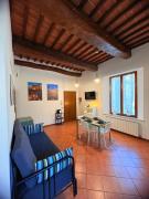 CasaZappa - In centro a piedi, parcheggio e giardino privato