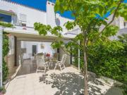 Holiday Home mit Blick auf das Wasser by Interhome