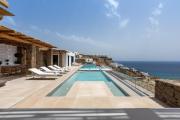 Chic Retreat in Mykonos with Sunset Views