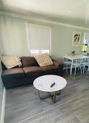 Cabin in Central Wagga