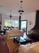 Casa Amarela - São Roque - 10 min rota do vinho