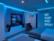 Yellow Bee Tangerang