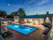 Holiday Home Villa Sanivaro mit beheiztem Pool und Whirlpool by Interhome