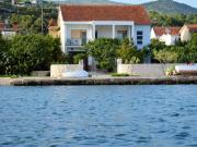 Apartment Schöne Wohnung in Poljica mit privatem Parkplatz by Interhome