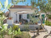 Holiday Home Modernes Ferienhaus mit Terrasse und Meerblick by Interhome