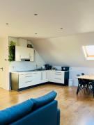 Ruime studio met eigen ingang en private badkamer