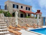 Holiday Home Villa Dražica mit beheiztem Pool - ruhige Lage by Interhome
