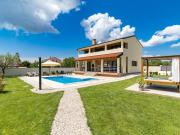 Holiday Home in Juršići mit Privatem Pool by Interhome