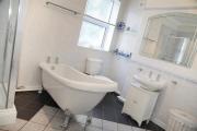 2 Bed in Mumbles oc-hh71