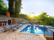 Holiday Home Villa Mosor mit beheiztem Salzwasserpool und Sauna by Interhome