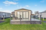 Binky Lodge Stylish Cosy 3-Bedroom Holiday Lodge Hoburne Naish Barton on Sea