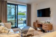 Finest Retreats - Plymouth City Apartment