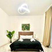 Golden Luxury Home - San Giovanni - 10 min to Basilica of San Giovanni - 25 min to Colosseum