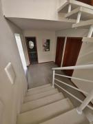 Casa com 6 suítes, bem localizada