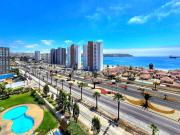 Oceanfront Vacation Pool WiFi Parking