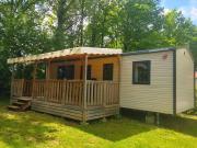 Mobil-home 6 pers. - Terrasse au Camping Saint-Gérons - API-1-52-1317