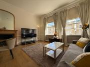 Balcony Terrace 1300ft 2Bed 2Bath High Cieling in South Kensington Knightsbridge next to Hyde Park