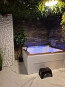 Appartement Spa&Sauna privé proche de la cité médiévale