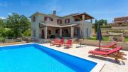 Beautiful villa Stupenda with whirlpool in Porec