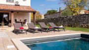 Beautiful Villa Casa Noemi with pool in Porec