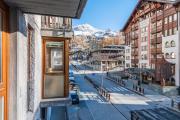 HelloCHALET - The Family Crest - Central Cervinia Apartment with Balcony e Mountain Views