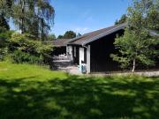 Bright Summer House Near Hyllingebjerg Beach