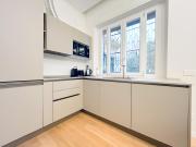 Elegantis Aventino Suite Apartment - Colosseo, Metro and Circo Massimo Nearby