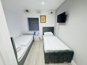 Letza House - Private En-Suite Rooms near Cardiff City Centre
