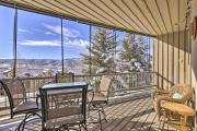 Cozy Condo with View, Walk to Steamboat Ski Resort!