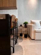 Apartamento confortavel ao do metro, com Piscina