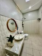 New Mekar Jaya Hotel