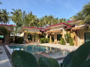 Pinky Tropical Resort & Villa