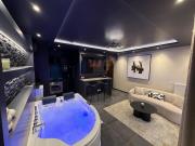 LÉcrin Beige - Immersive suite with private Jacuzzi