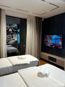 Planet Lux Apartment with secured parking In the garage