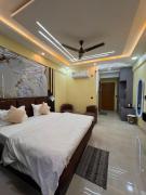 Ps Roomss Omaxe Hazaratganj