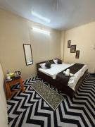 madho kutumb hostel ganga