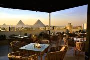Makan Pyramids Hotel