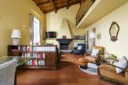 Villa Il Poggiolino Luxury Tuscan Villa with Garden and Panoramic Views