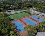 Linda e luxuosa Vila - Condomínio Praia do Castelo