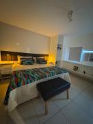 Apartamento de 2 quartos no coração de Ipanema