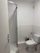 Neues Apartmenthaus mit 4 Wohnungen im Zentrum