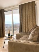 Green panorama Vrdnik