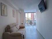 Apartamento moderno con piscina y parking privado
