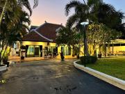 Brand New Modern Pattaya Pool Villa near Walking street