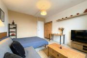Modern 2-Bed Flat Cottage Core, Stoke Newington