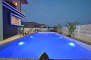EMPYREAN STAY II LEONCINO VILLA II 4BHK II AC II LARGE POOL lI WIFI II BBQ